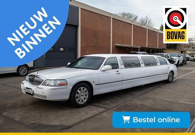 Wit Gebruikt 2005 Lincoln Town Car Sedan | € 12.950 - Afbeelding 1/4