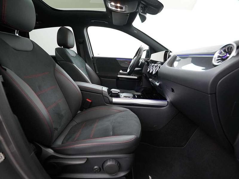 Occasion Mercedes B180 AMG line 136 PK (100 kW) 2023 Grijs MPV