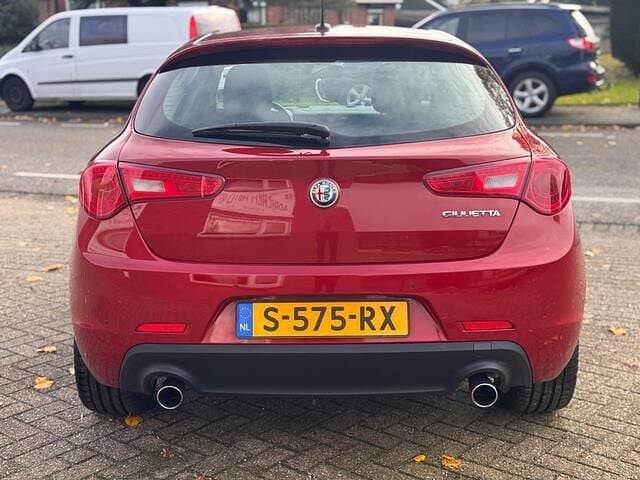 Occasion Alfa Romeo Giulietta Super 170 PK (125 kW) 2017 Rood Hatchback