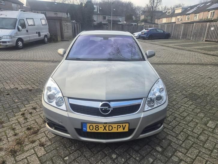 Occasion 2007 Opel Vectra Cosmo | € 1.350 (Super prijs) - Afbeelding 1/4
