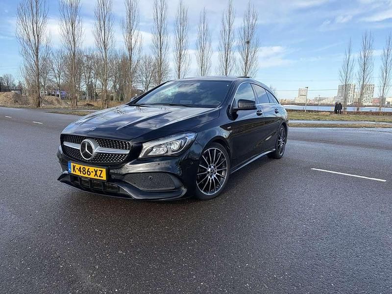 Occasion Mercedes CLA200 Prestige 156 PK (114 kW) 2018 Zwart Stationwagen