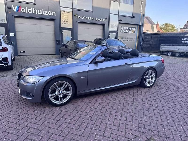 Grijs Gebruikt 2010 BMW 335 Cabriolet Cabriolet | € 17.500 - Afbeelding 1/4