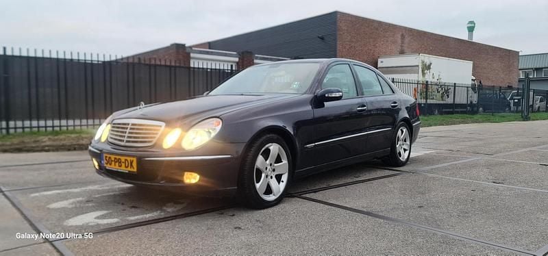 Occasion Mercedes E320 Avantgarde 204 PK (150 kW) 2004 Blauw (parellak) Sedan
