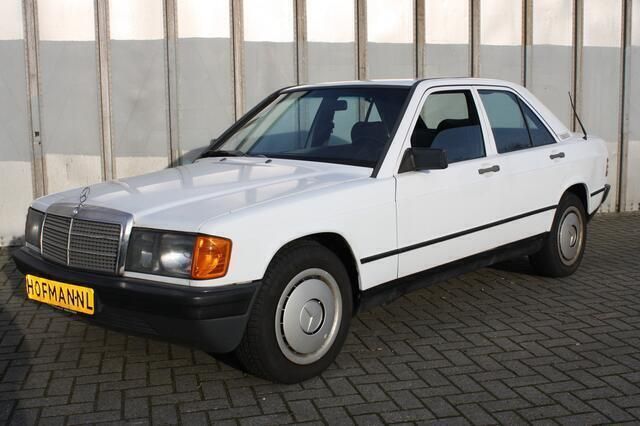 Wit Gebruikt 1986 Mercedes 190 Sedan | € 5.990 - Afbeelding 1/4