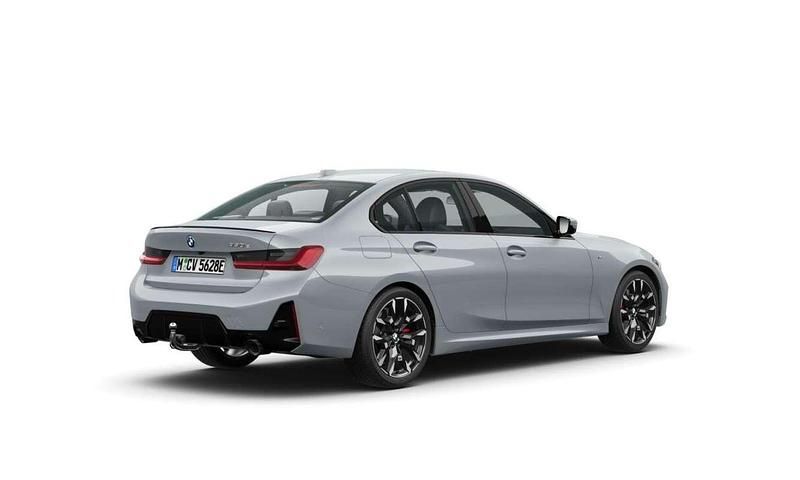 Nieuw BMW 330e M Sport 2025 Overig Sedan