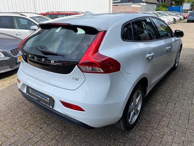 Occasion Volvo V40 Business Edition 122 PK (89 kW) 2017 Wit Stationwagen