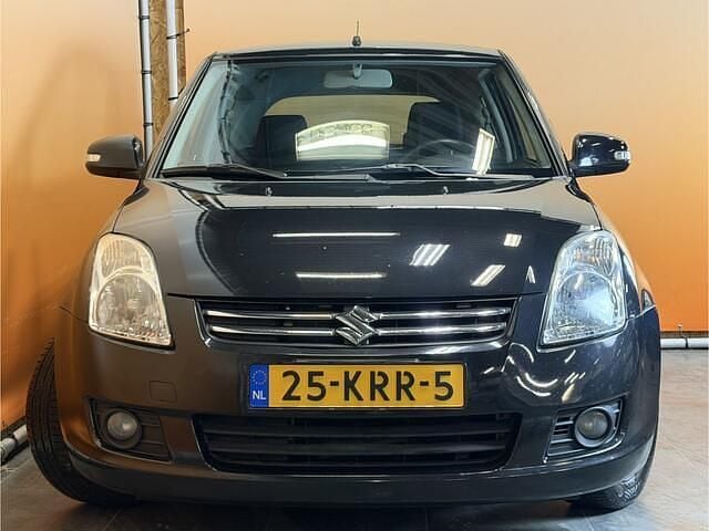 Occasion Suzuki Swift Limited 92 PK (67 kW) 2010 Zwart (metallic) Hatchback