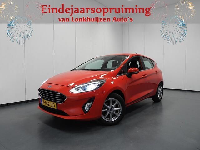 Rood Gebruikt 2020 Ford Fiesta Titanium Hatchback | € 12.445 (Goede deal) - Afbeelding 1/4