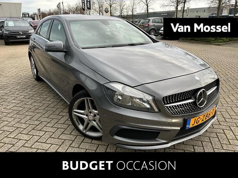 Grijs Gebruikt 2015 Mercedes A180 Ambition Hatchback | € 15.900 (Eerlijke prijs) - Afbeelding 1/4