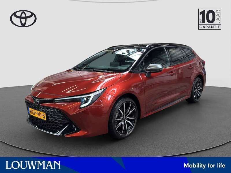 Bruin Gebruikt 2025 Toyota Corolla Sport Stationwagen | € 44.995 - Afbeelding 1/4