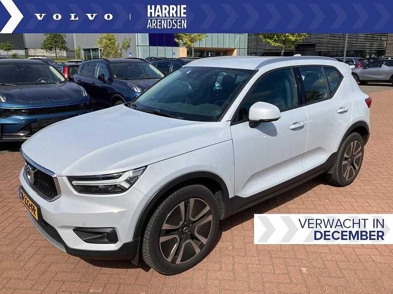 Gebruikt 2018 Volvo XC40 Momentum SUV | € 28.899 (Iets duurder) - Afbeelding 1/4