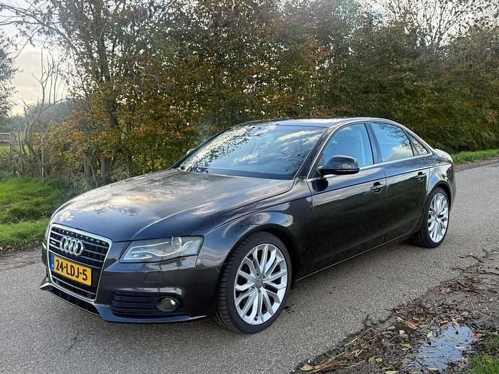 Zwart Occasion 2007 Audi A4 Proline Sedan | € 3.950 (Goede deal) - Afbeelding 1/4