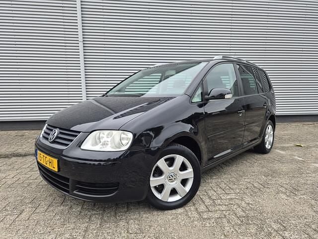 Zwart Gebruikt 2006 VW Touran Business MPV | € 2.250 (Eerlijke prijs) - Afbeelding 1/4