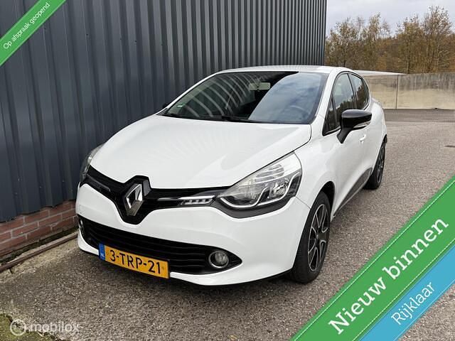Wit Gebruikt 2014 Renault Clio IV Expression Hatchback | € 6.450 (Eerlijke prijs) - Afbeelding 1/4