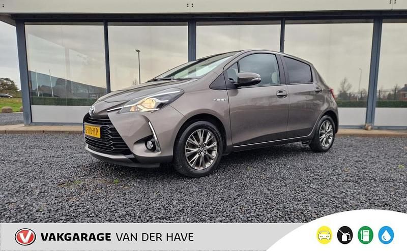 Hatchback Gebruikt 2019 Toyota Yaris Hybrid Hatchback | € 17.900 (Eerlijke prijs) - Afbeelding 1/4