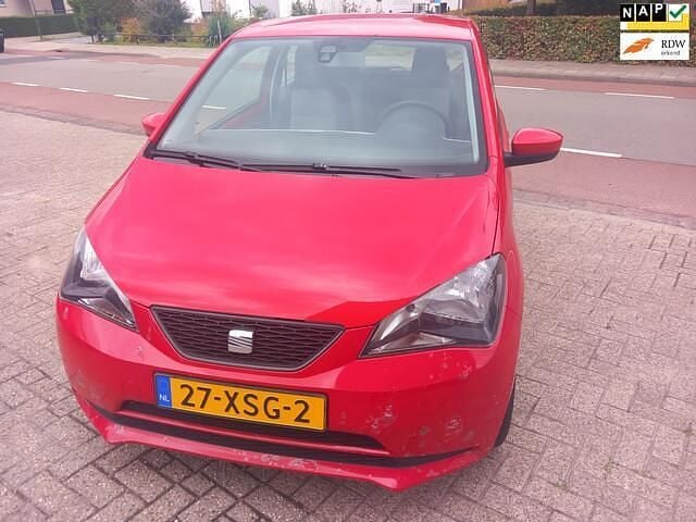 Rood Gebruikt 2012 Seat Mii Style Hatchback | € 1.999 (Super prijs) - Afbeelding 1/4