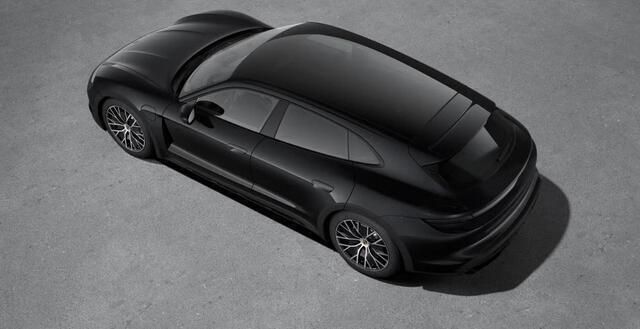 Occasion Porsche Taycan Cross Turismo 319 kW (435 PK) 2024 Zwart, metallic lak Sedan