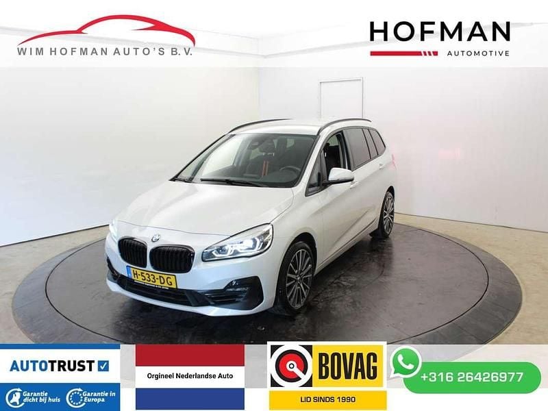 Wit, metallic lak Occasion 2020 BMW 220 Gran Tourer Executive MPV | € 25.290 (Eerlijke prijs) - Afbeelding 1/4