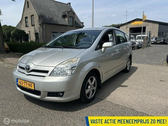 Grijs Gebruikt 2007 Toyota Verso MPV | € 2.850 (Duur) - Afbeelding 1/4
