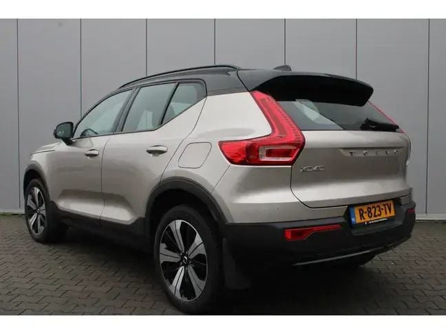 Occasion Volvo XC40 Core 169 kW (231 PK) 2022 Grijs SUV