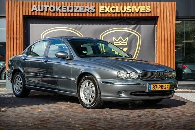 Grijs Gebruikt 2004 Jaguar X-type Sedan | € 3.450 (Duur) - Afbeelding 1/4