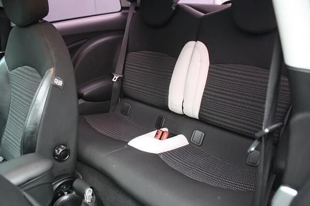 Occasion Mini Cooper S 176 PK (129 kW) 2010 Zwart (metallic) Hatchback