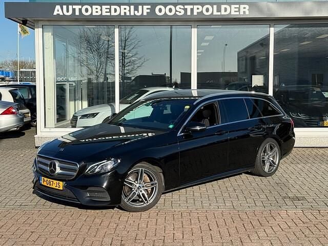 Zwart Gebruikt 2018 Mercedes 220 Business Stationwagen | € 19.950 (Super prijs) - Afbeelding 1/4