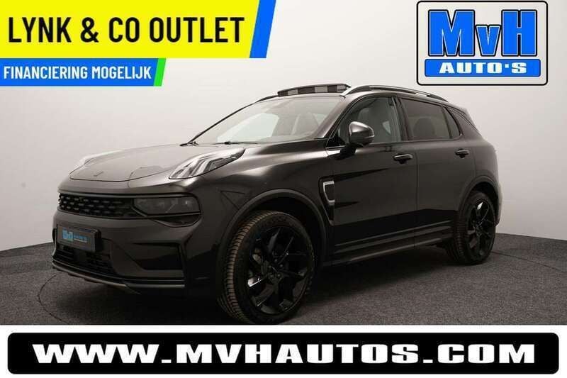 Zwart Gebruikt 2023 Lynk & Co 01 SUV | € 30.499 (Eerlijke prijs) - Afbeelding 1/1
