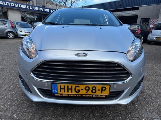 Occasion Ford Fiesta 82 PK (60 kW) 2015 Grijs Hatchback