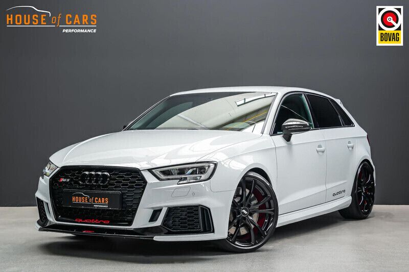 Wit Gebruikt 2018 Audi RS3 Comfort Hatchback | € 51.990 (Eerlijke prijs) - Afbeelding 1/4