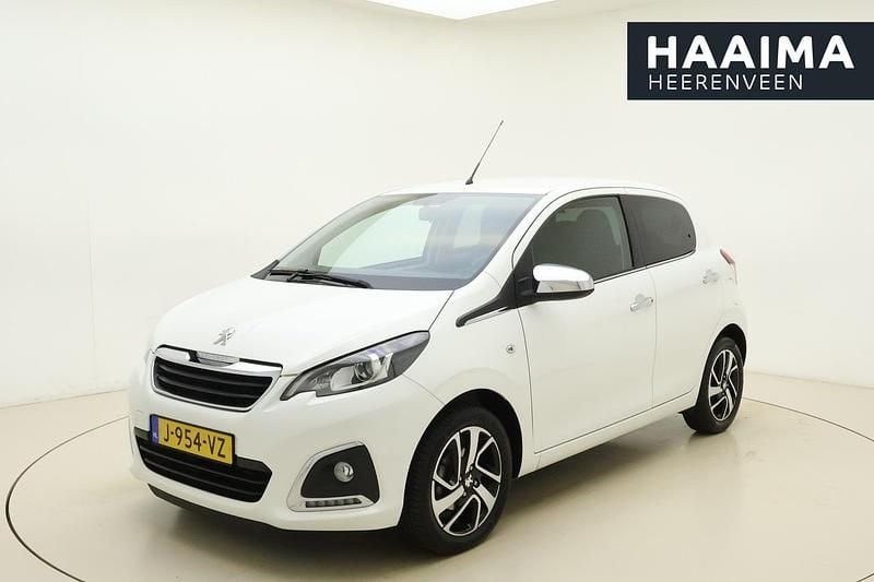 Wit Occasion 2020 Peugeot 108 Allure Hatchback | € 11.950 (Iets duurder) - Afbeelding 1/4