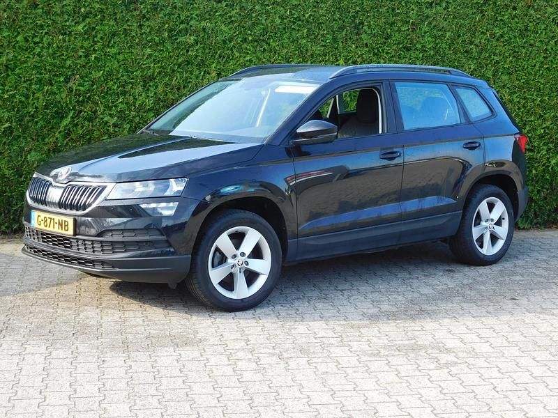 Zwart Gebruikt 2019 Skoda Karoq Business Line SUV | € 18.950 (Goede deal) - Afbeelding 1/4