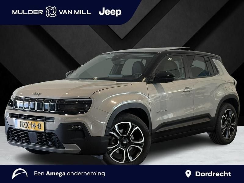 Grijs Nieuw 2025 Jeep Avenger EV Summit SUV | € 44.995 - Afbeelding 1/4