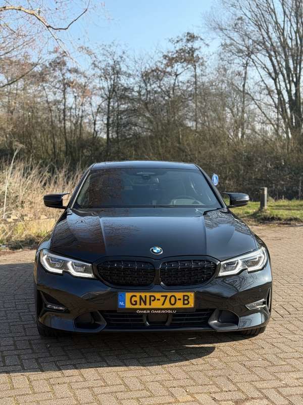 Gebruikt 2020 BMW 330e M Sport Sedan | € 33.500 (Eerlijke prijs) - Afbeelding 1/4
