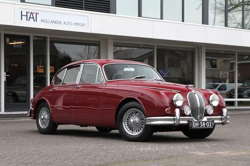 Rood Gebruikt 1960 Jaguar MK II Sedan | € 43.800 - Afbeelding 1/4