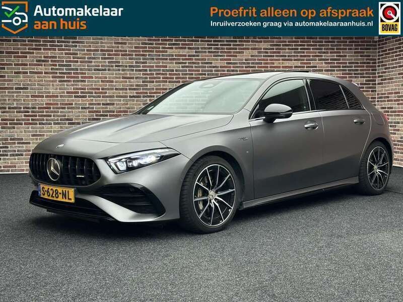 Grijs Gebruikt 2023 Mercedes A35 AMG AMG Hatchback | € 69.250 - Afbeelding 1/4