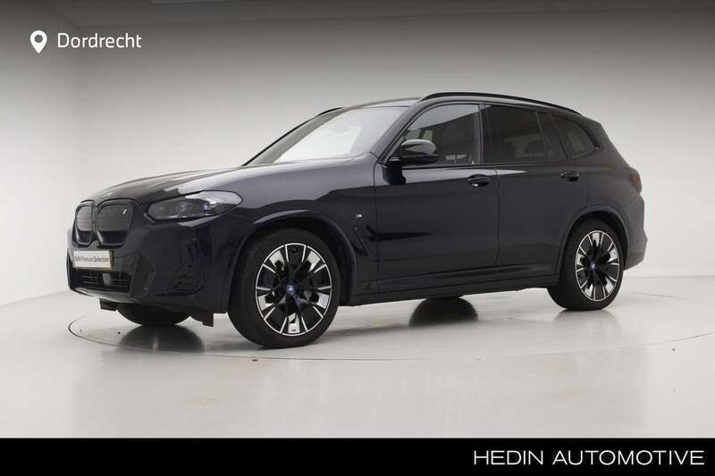 Zwart Gebruikt 2024 BMW iX3 Executive SUV | € 53.895 (Goede deal) - Afbeelding 1/3