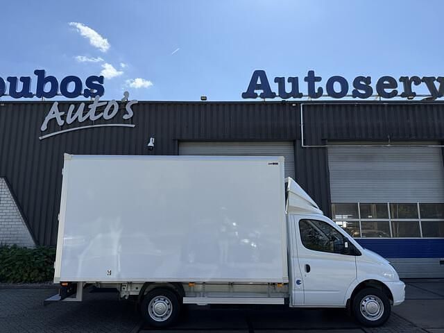 Wit Nieuw 2025 Maxus EV80 Van | € 27.500 - Afbeelding 1/4