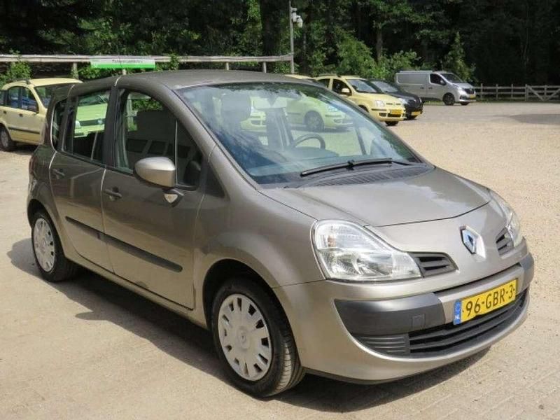 Occasion Renault Grand Modus Expression 101 PK (74 kW) 2008 Grijs MPV