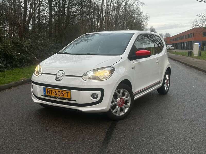 Wit Gebruikt 2012 VW up! Move Hatchback | € 3.250 (Eerlijke prijs) - Afbeelding 1/4