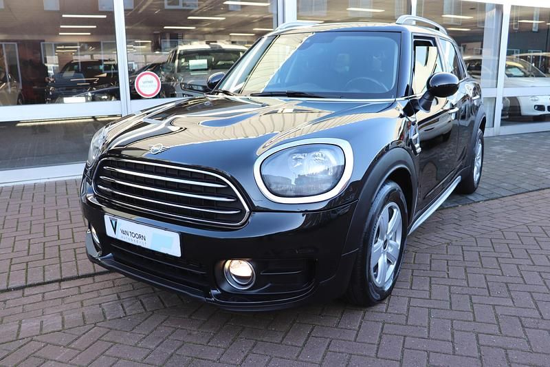 Occasion Mini One Countryman Salt 102 PK (75 kW) 2018 Zwart SUV