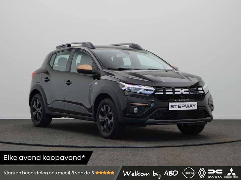 Zwart Nieuw 2025 Dacia Sandero Extreme Hatchback | € 27.275 (Iets duurder) - Afbeelding 1/4