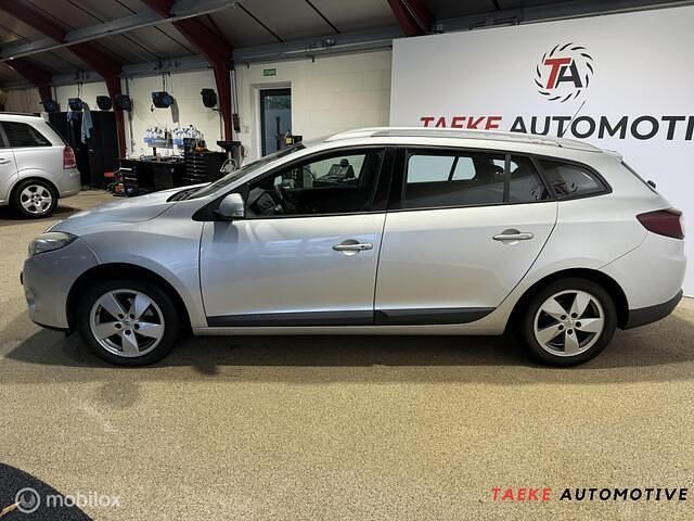 Occasion Renault Mégane GrandTour Dynamique 131 PK (96 kW) 2010 Grijs Stationwagen