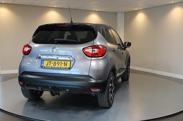 Occasion Renault Captur Dynamique 118 PK (86 kW) 2016 Grijs (metallic) SUV