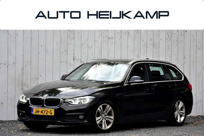Zwart Gebruikt 2016 BMW 320 Executive Stationwagen | € 9.950 (Super prijs) - Afbeelding 1/4