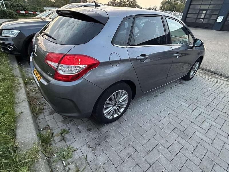Grijs Gebruikt 2012 Citroën C4 Hatchback | € 7.500 (Goede deal) - Afbeelding 1/4