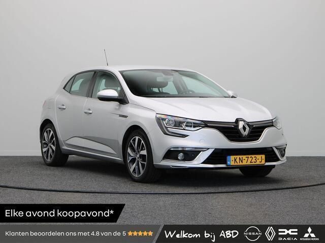 Grijs Gebruikt 2016 Renault Mégane III Zen Hatchback | € 10.745 (Iets duurder) - Afbeelding 1/3