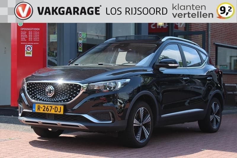 Zwart Gebruikt 2021 MG ZS Luxury Sedan | € 18.045 (Eerlijke prijs) - Afbeelding 1/4
