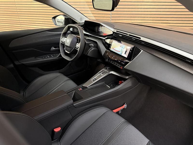 Occasion Peugeot 308 Allure 136 PK (100 kW) 2024 Grijs Stationwagen