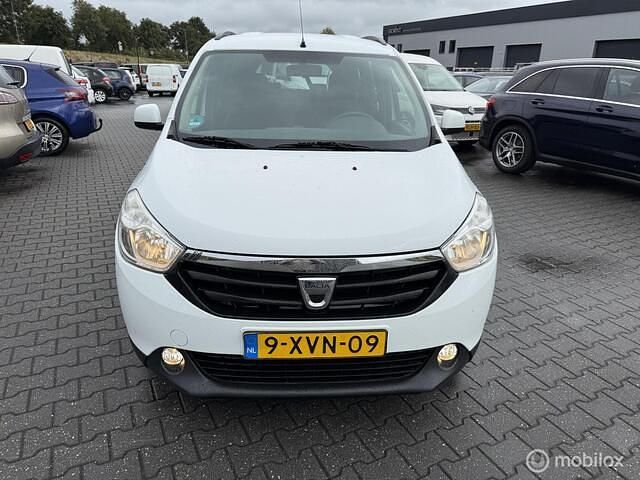 Wit Gebruikt 2014 Dacia Lodgy MPV | € 3.350 (Super prijs) - Afbeelding 1/4